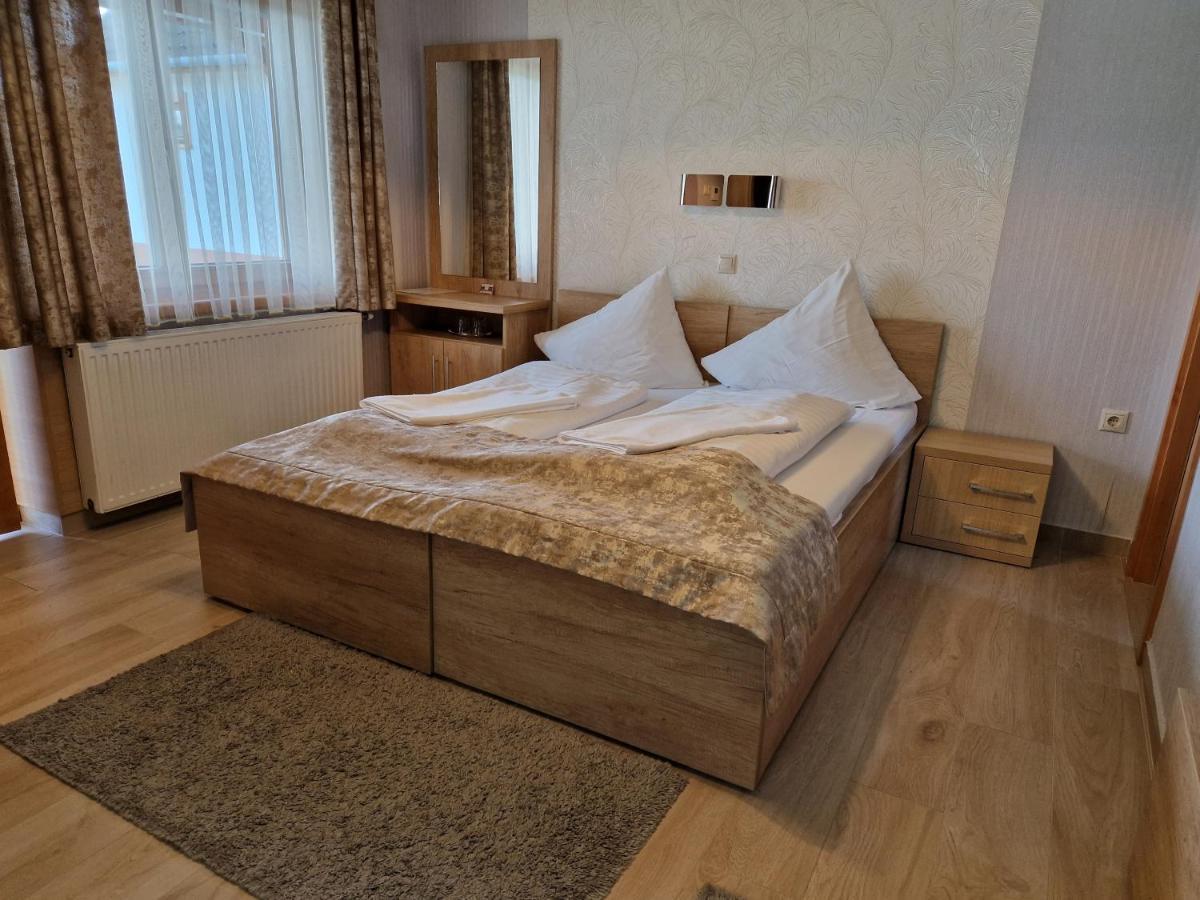 Csalanosi Vendeghaz Hotell Kecskemét Eksteriør bilde