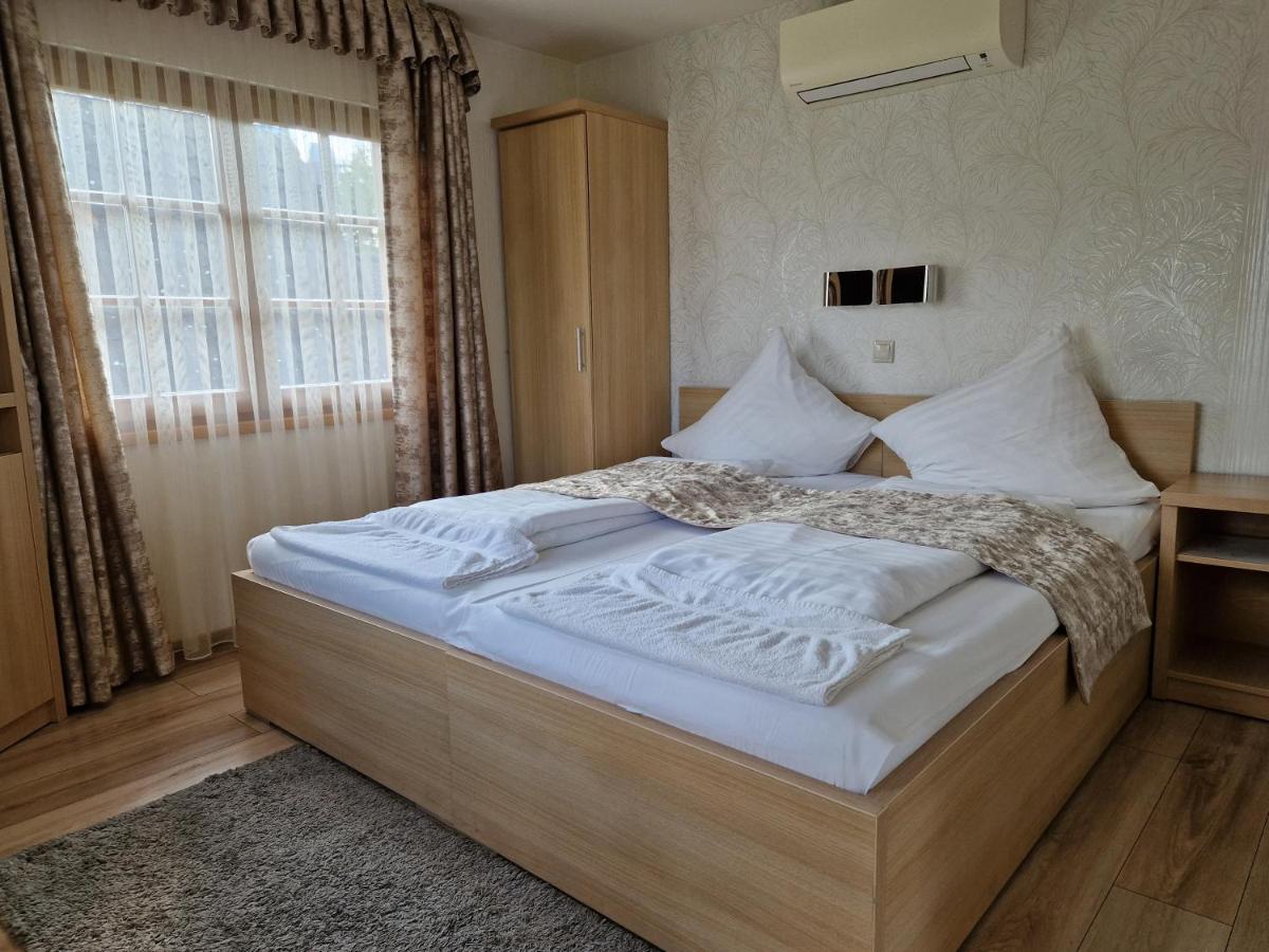 Csalanosi Vendeghaz Hotell Kecskemét Eksteriør bilde
