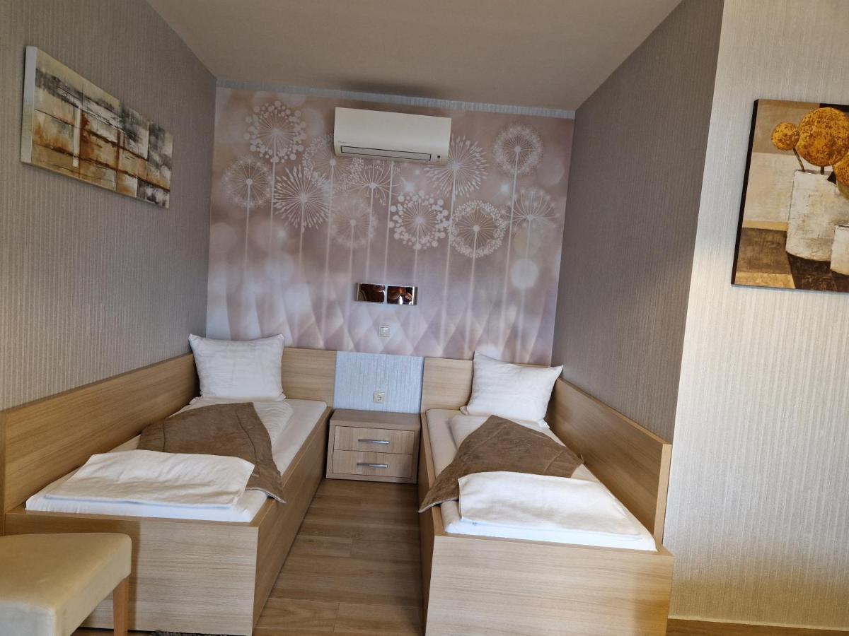 Csalanosi Vendeghaz Hotell Kecskemét Eksteriør bilde