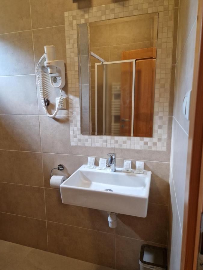 Csalanosi Vendeghaz Hotell Kecskemét Eksteriør bilde