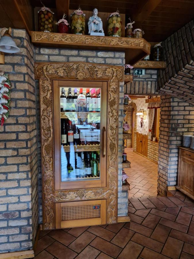 Csalanosi Vendeghaz Hotell Kecskemét Eksteriør bilde